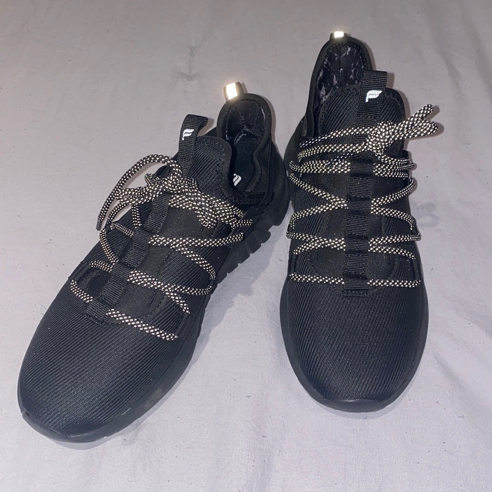 Fabletics Marin Performance Sneaker Size 9